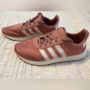 Adidas Originals Flashback Sneaker Raw Pink with reflective laces size 6.5.